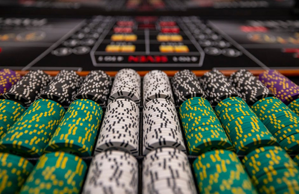 Online casino tijdens de zomervakantie 2026: zo houd je je speelbudget onder controle
