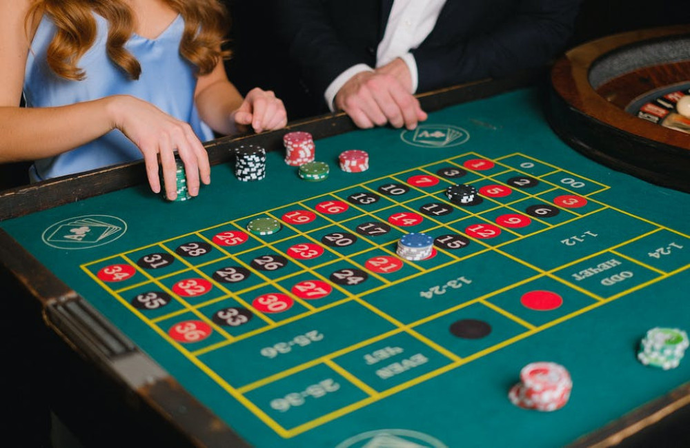 Hoe werkt het huisvoordeel bij online casino’s en wat betekent RTP echt